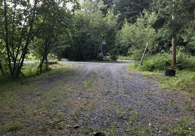 فندق Twin Peaks Lodge And Rv Park