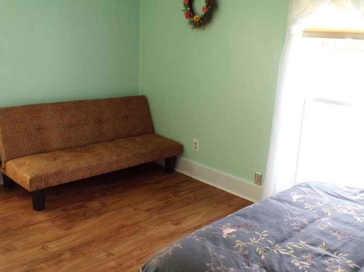 Memory Lane Bed And Breakfast