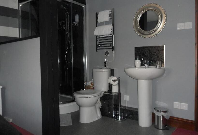 Midtown Farm Bed & Breakfast