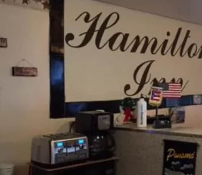 فندق على الطريق Hamilton Inn Sturbridge