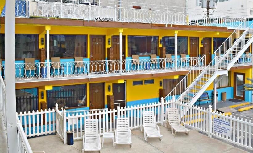 モーテル Paradise Inn