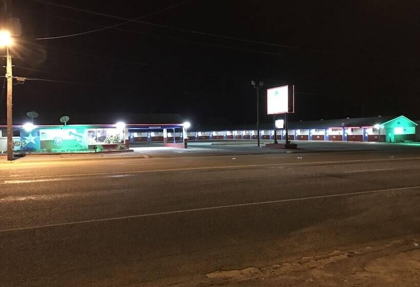 فندق على الطريق Shamrock Country Inn