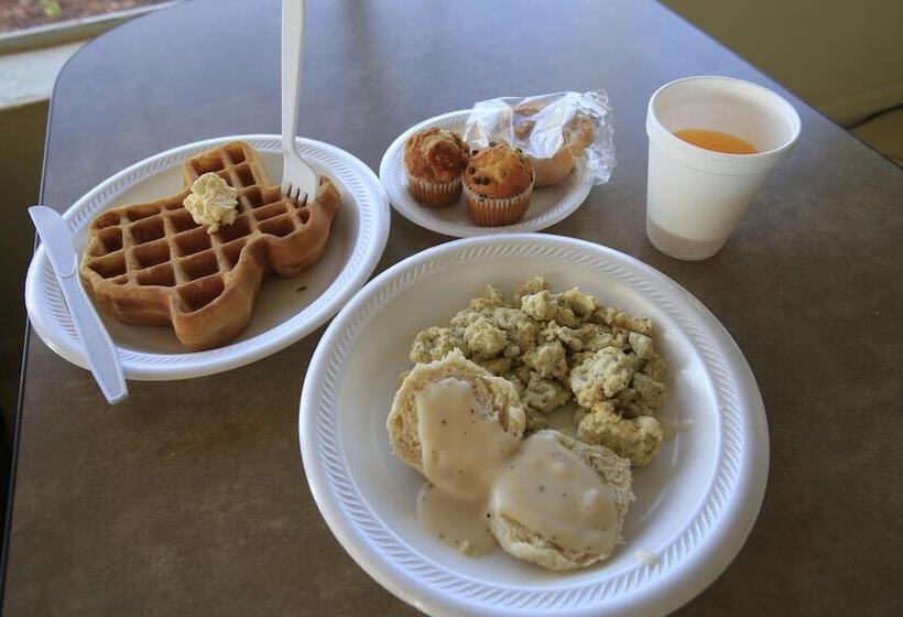 فندق على الطريق Shamrock Country Inn