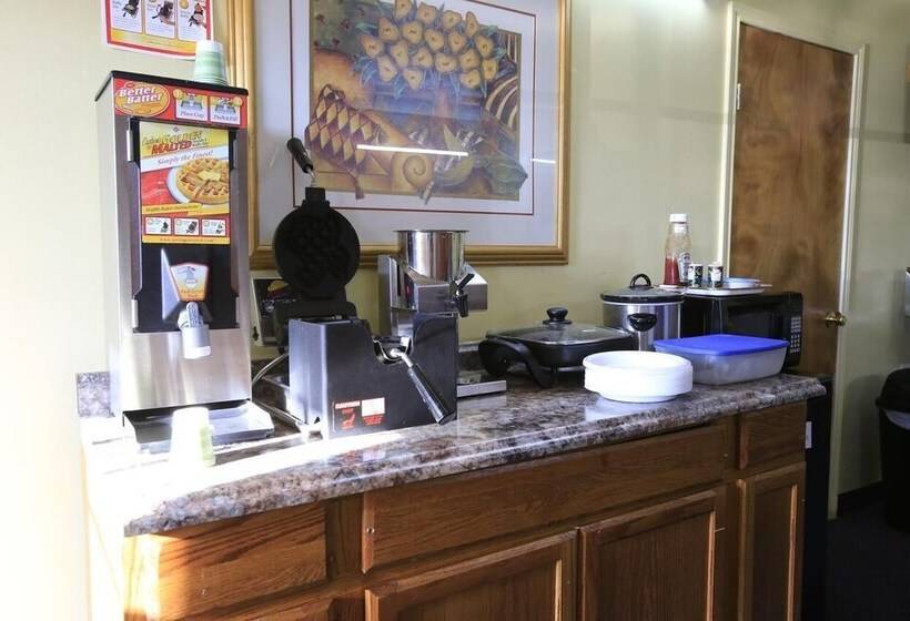 Мотель Shamrock Country Inn