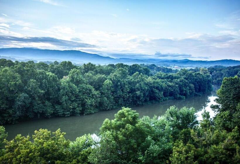 Nolichuckey Bluffs Bed & Breakfast Cabins