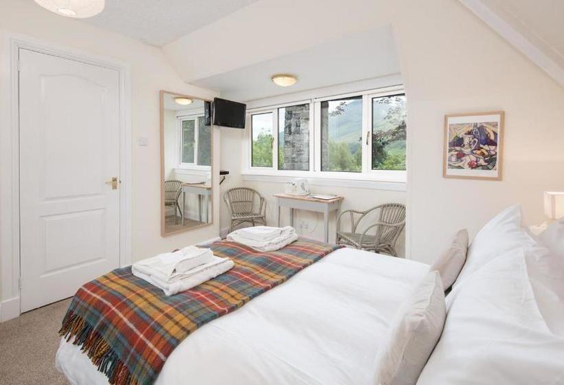 بنسيون Glenbruar House