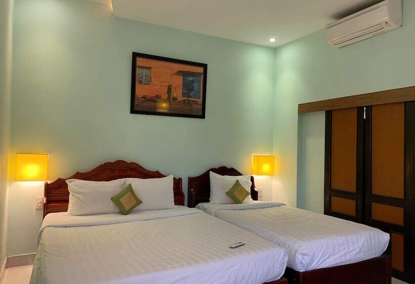 پانسیون Hoi An Sea Sunset Villa & Bar