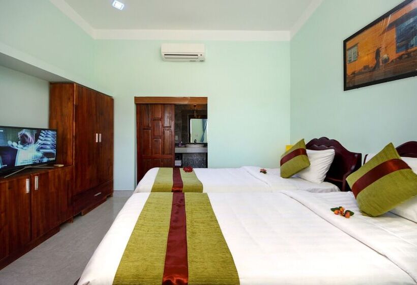 پانسیون Hoi An Sea Sunset Villa & Bar