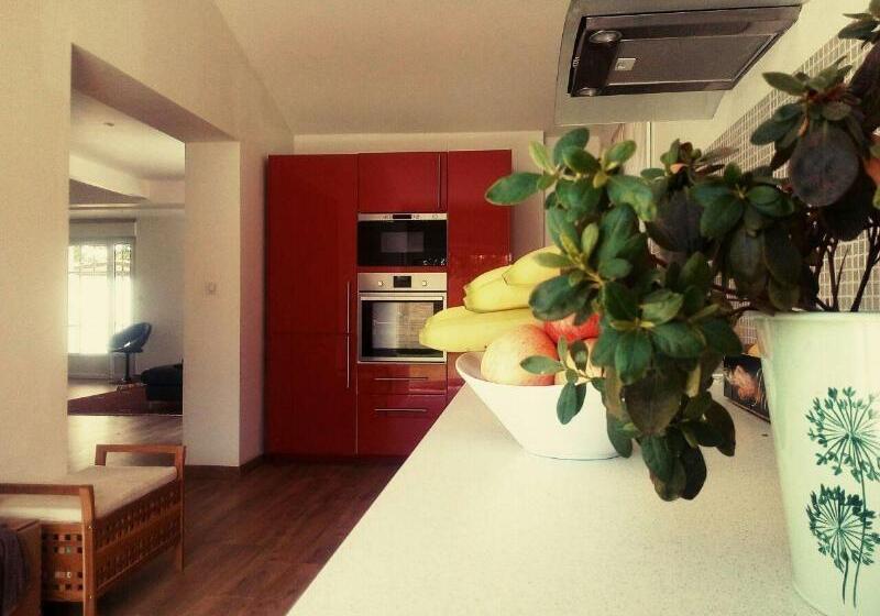 פנסיון Hôtes De Libourne