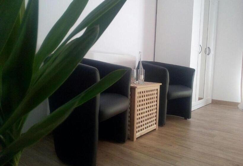 פנסיון Hôtes De Libourne