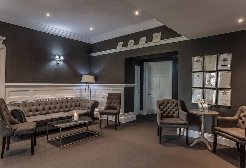 פנסיון Mansion House Llansteffan