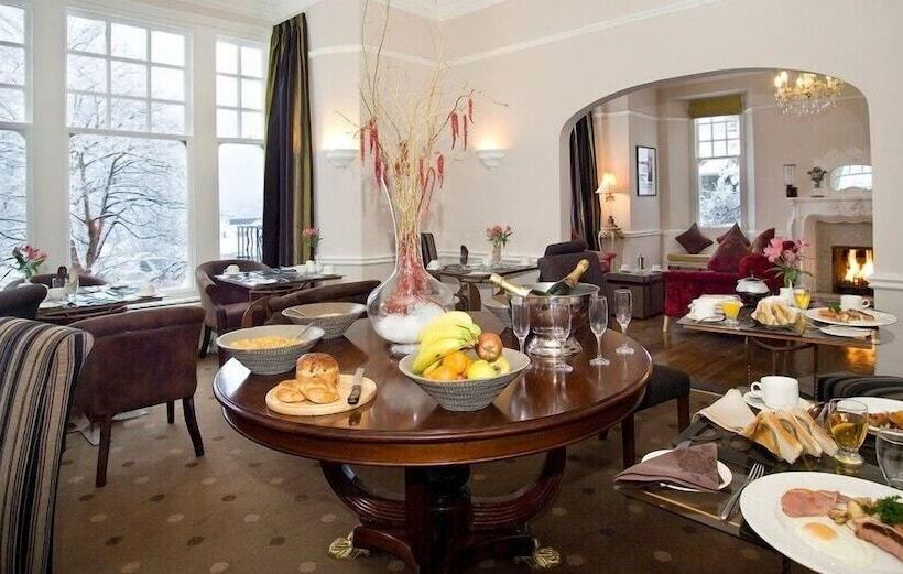 펜션 Windermere Boutique Hotel Spa Suites & Hot Tubs