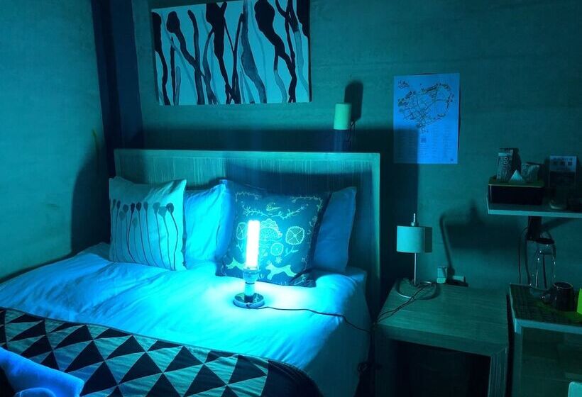 پانسیون Zozola