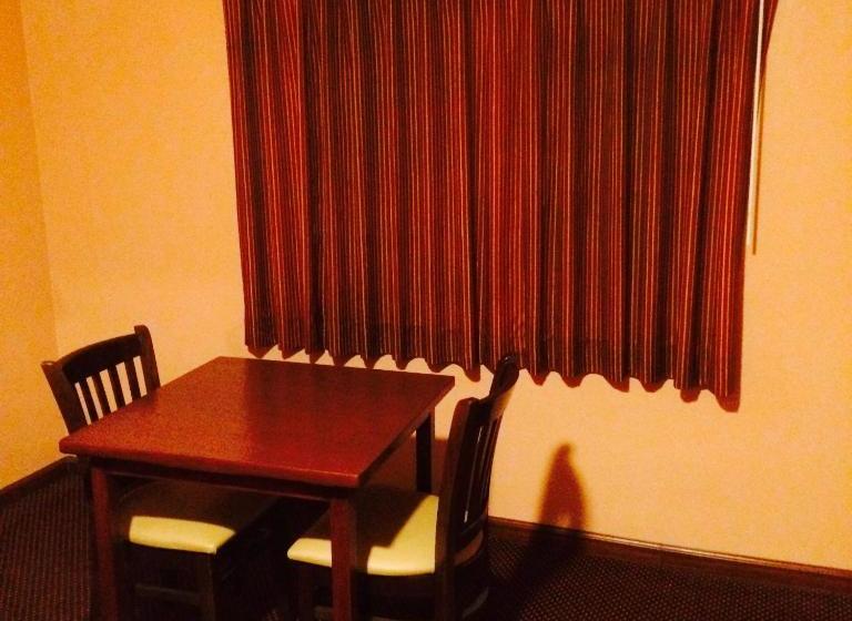 فندق على الطريق Relax Inn