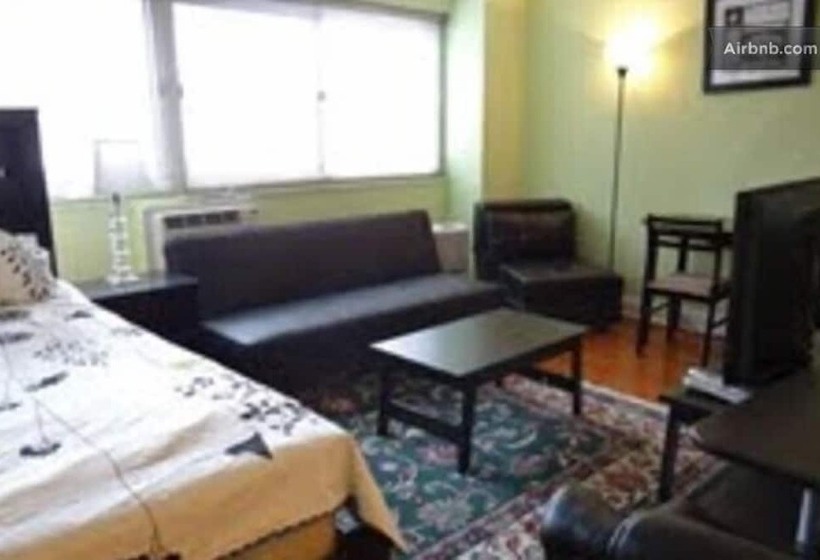 Renaissance Properties 21 & Chestnut