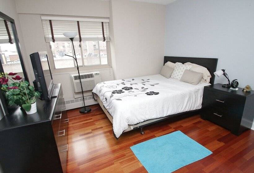 Renaissance Properties 21 & Chestnut