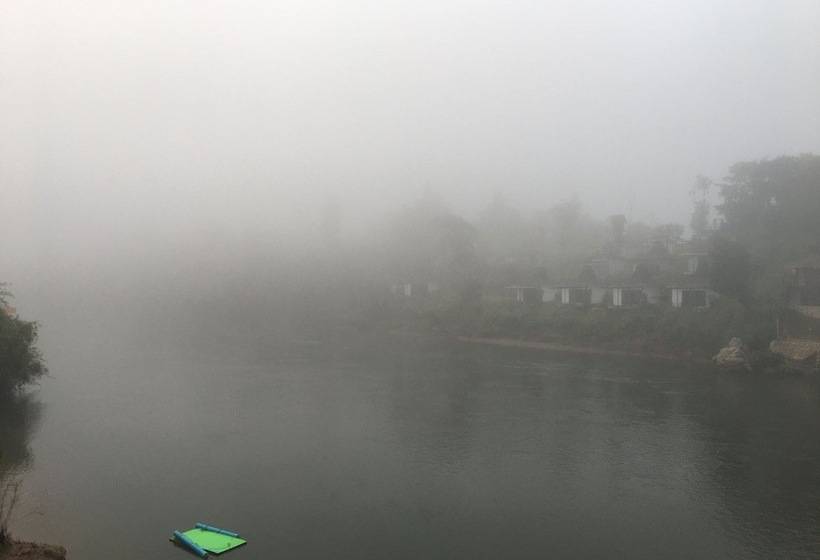 Riverside Hill Resort & Restaurant