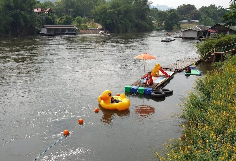 Riverside Hill Resort & Restaurant