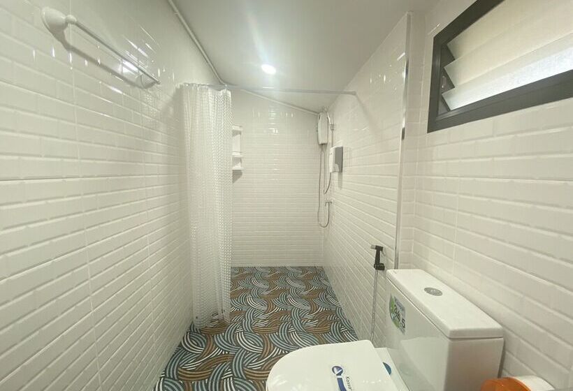 Riverside Hill Resort & Restaurant