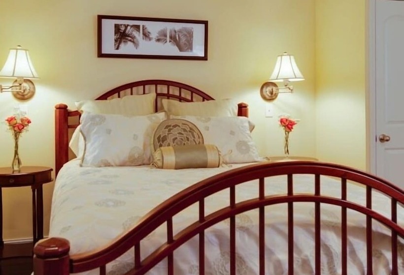 Seaglass Inn Bed And Breakfast