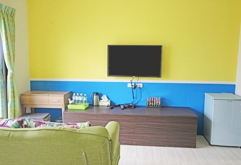 تختخواب و صبحانه Sports Home