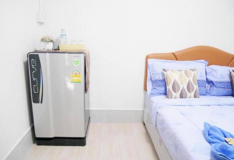 ユースホステル Nawee Guesthouse Sairee