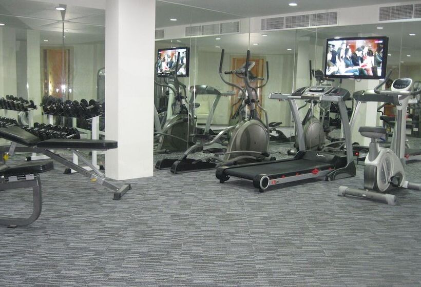 Beachfront Phuket Seaview Suites