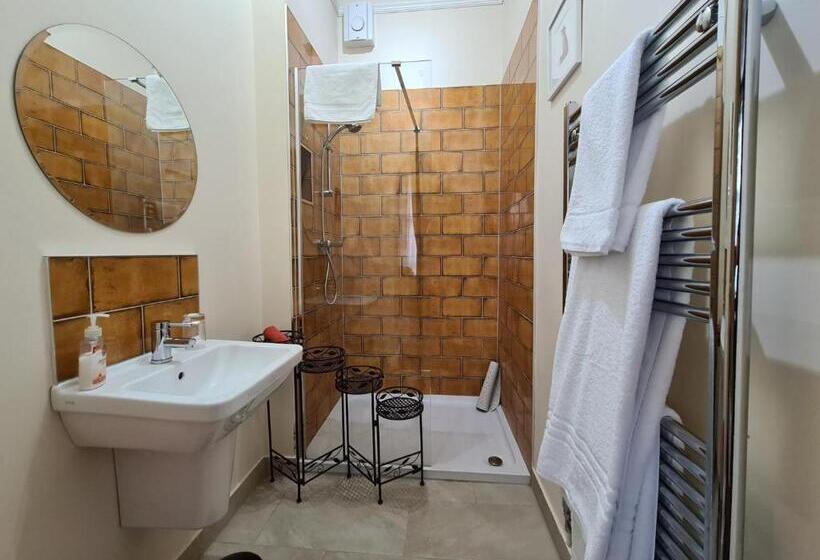 צימר 10to12 Folkestone