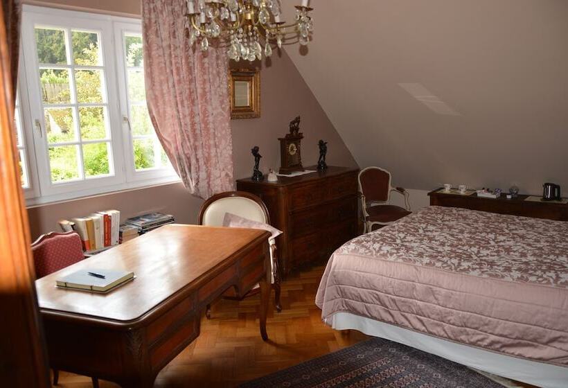Bed and Breakfast Chambre D Hotes Le Clos De Provins