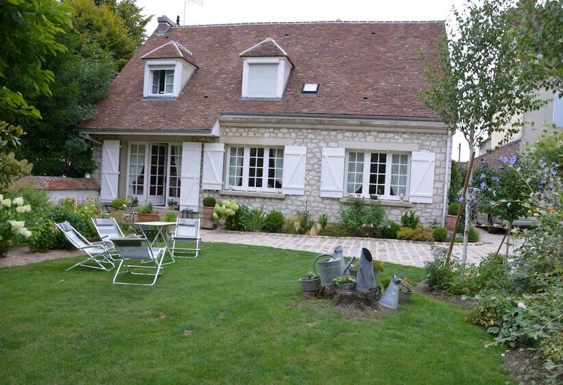 Bed and Breakfast Chambre D Hotes Le Clos De Provins