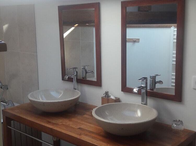 Bed and Breakfast Chambres D Hotes  Le Calme