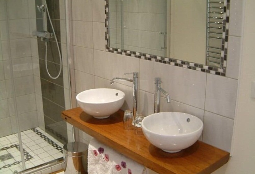 Bed and Breakfast Chambres D Hotes  Le Calme