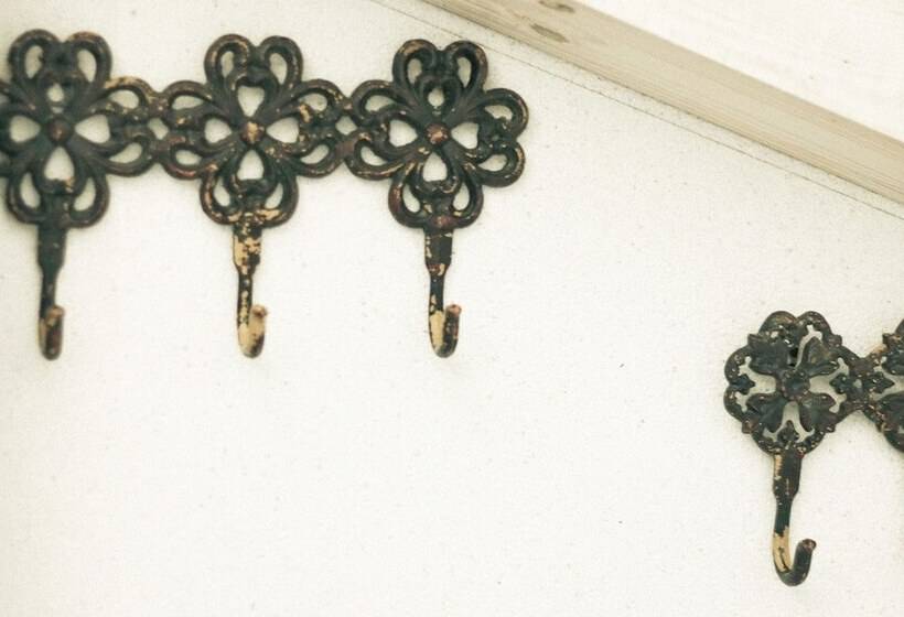 تختخواب و صبحانه Fanlin House