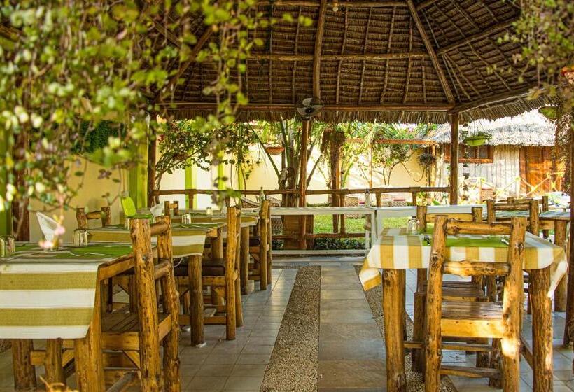 تختخواب و صبحانه Green S Nungwi