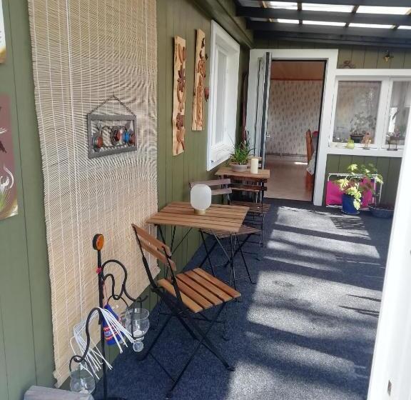 مبيت وإفطار Moshults Vandrarhem