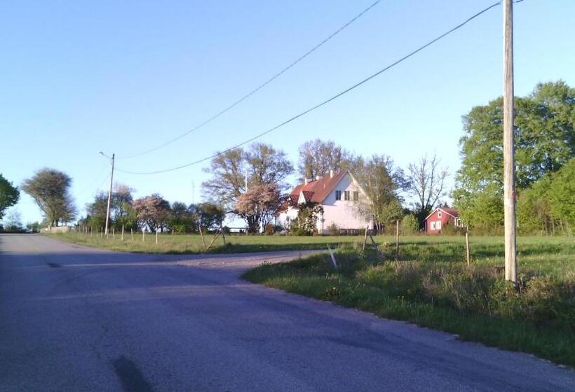 مبيت وإفطار Moshults Vandrarhem