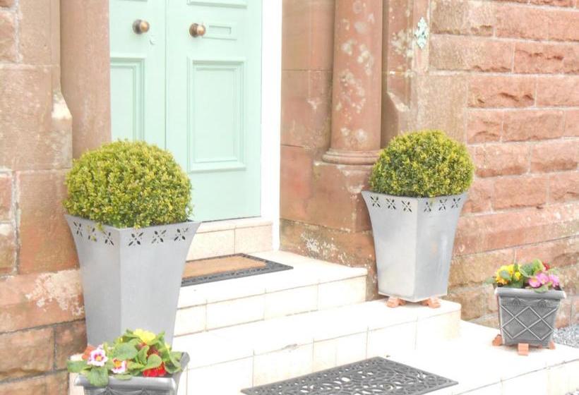 مبيت وإفطار Rowallan Guest House