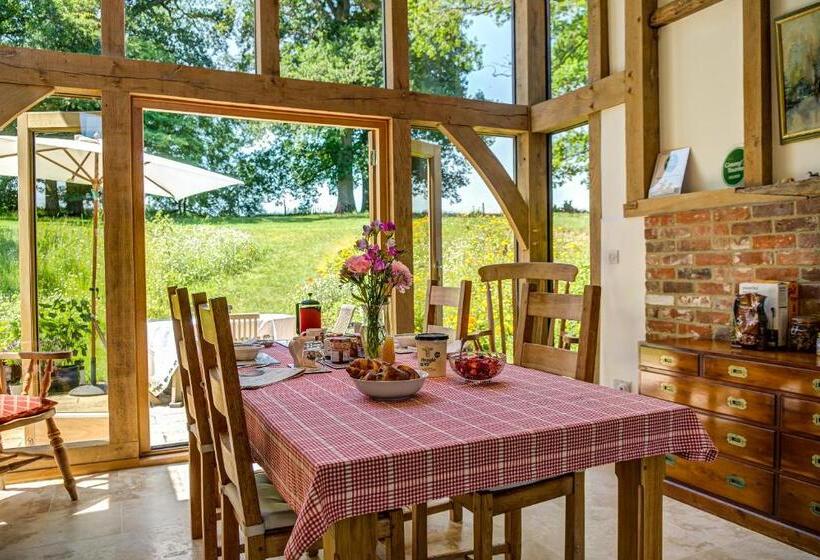 צימר South Park Farm Barn