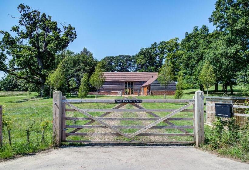 צימר South Park Farm Barn