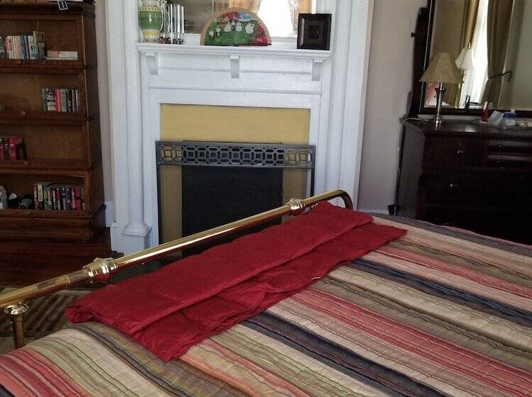 민박 The Peach House