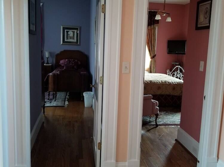 민박 The Peach House