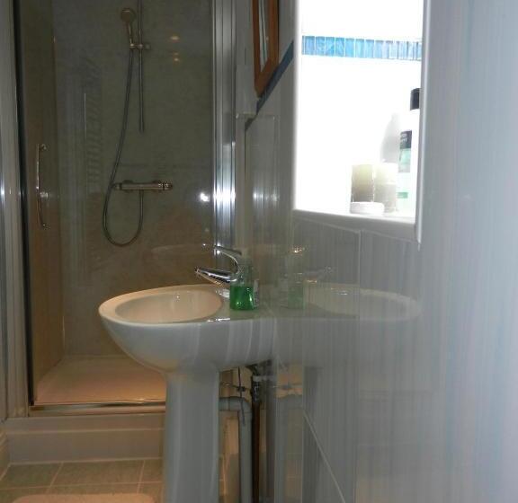 צימר West Nattrass Guesthouse