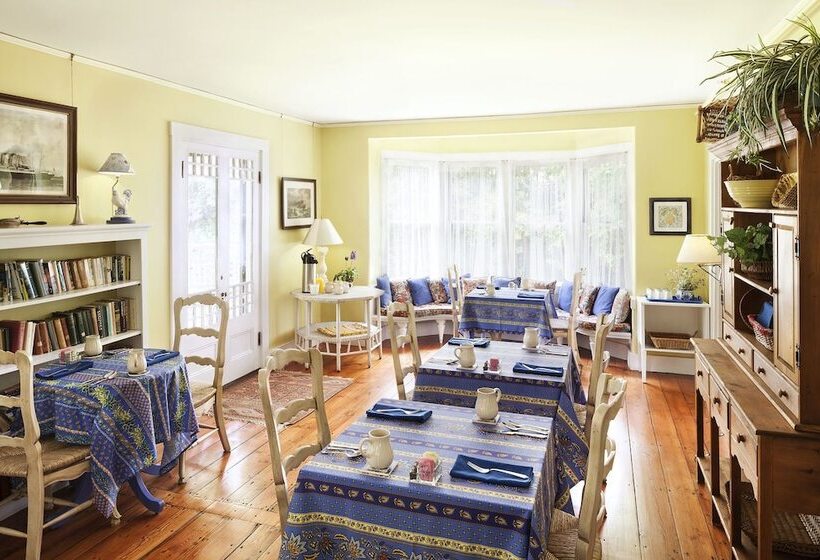 ベッドアンドブレックファースト Yellow House Inn