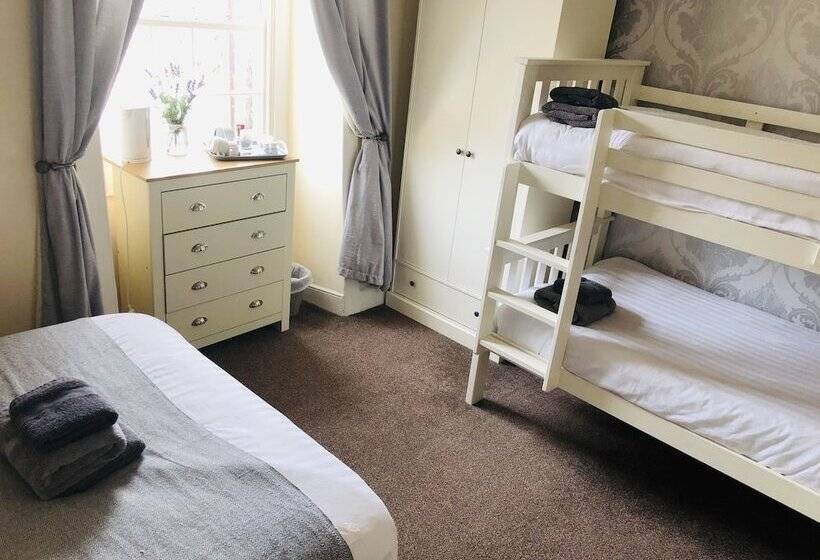 簡易ホテル Manor House Hotel And Restaurant