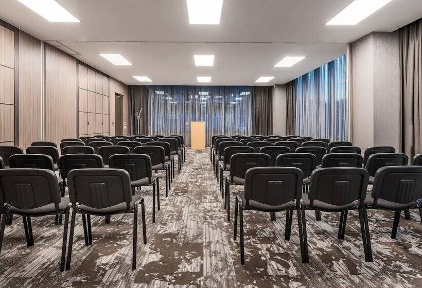 Ac Hotel By Marriott Manchester City Centre