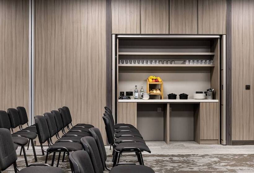 Ac Hotel By Marriott Manchester City Centre