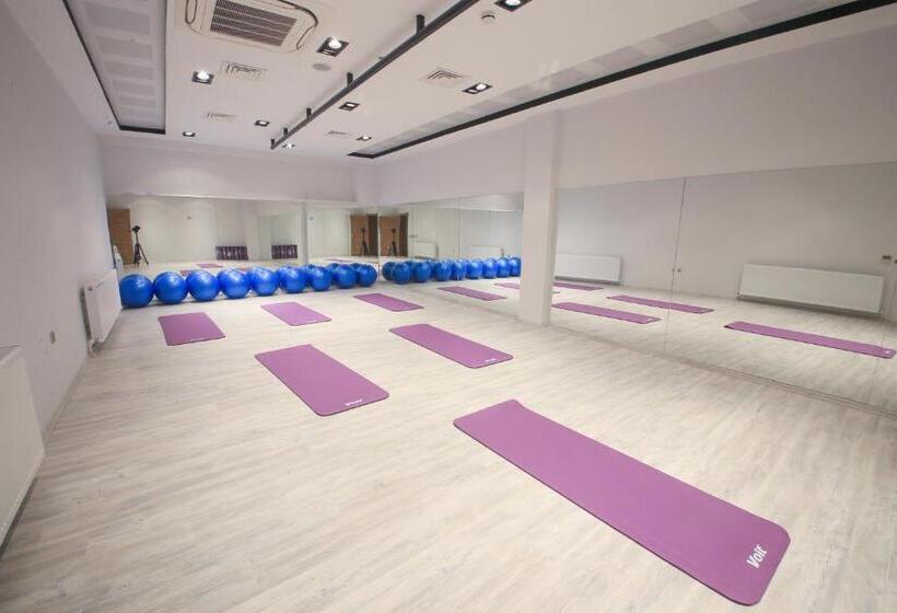 Aymi̇ra Hotel & Spa