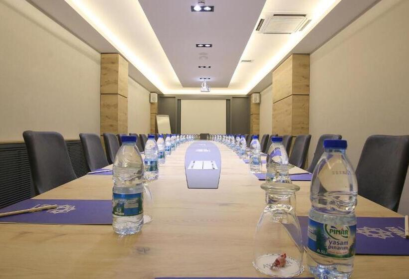 Aymi̇ra Hotel & Spa