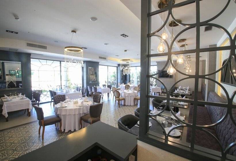 Aymi̇ra Hotel & Spa