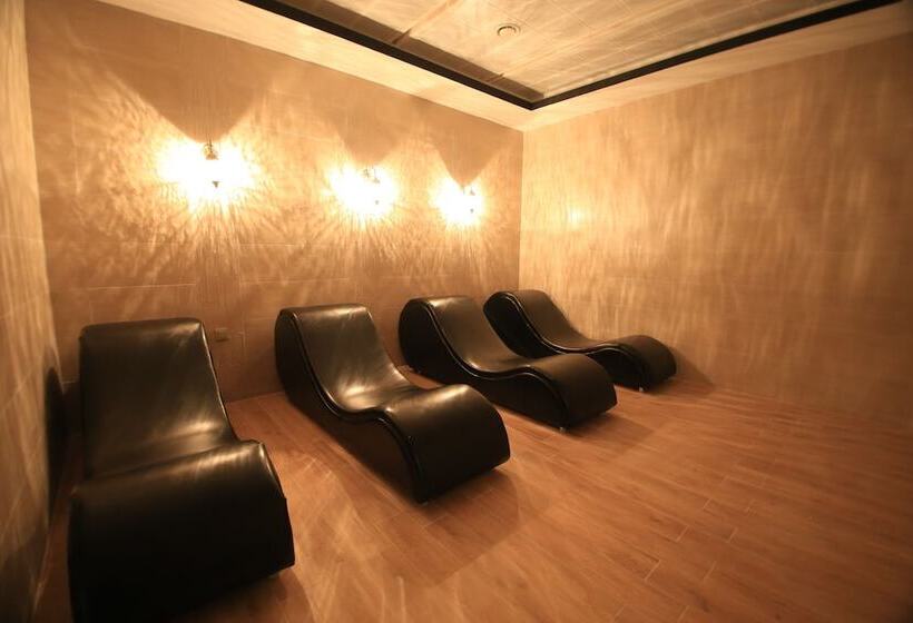 Aymi̇ra Hotel & Spa